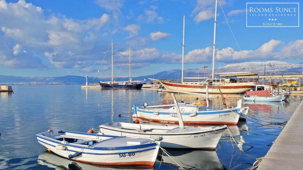 Apartments Residence Sunce Supetar - Cozy Base To Stay And Explore Island Brac Free Parking Екстер'єр фото