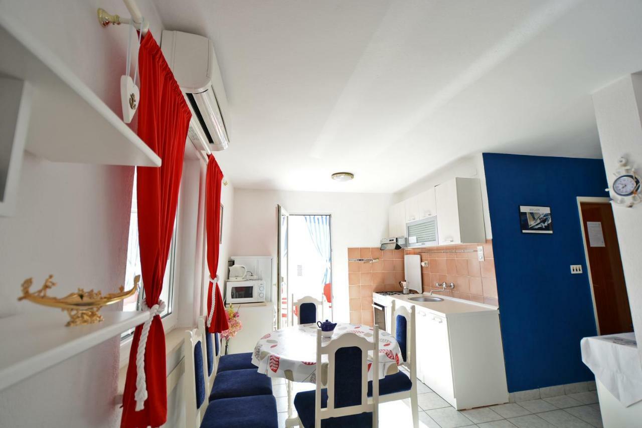 Apartments Residence Sunce Supetar - Cozy Base To Stay And Explore Island Brac Free Parking Екстер'єр фото