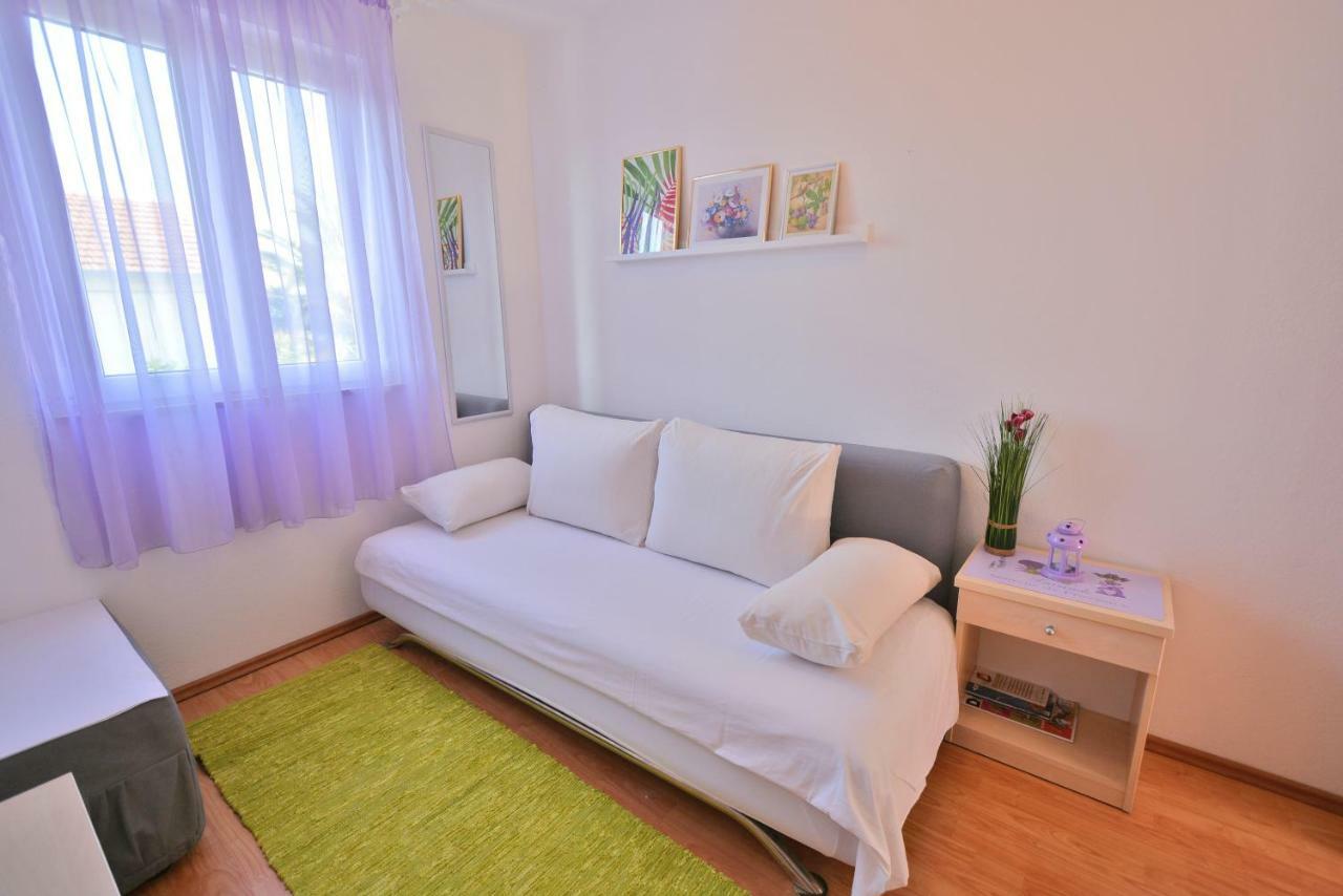 Apartments Residence Sunce Supetar - Cozy Base To Stay And Explore Island Brac Free Parking Екстер'єр фото